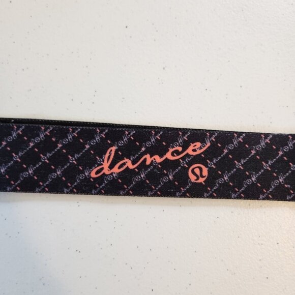 Lululemon Travel Floss Dance Belt Black Pink Stretchy Activewear - Picture 3 of 6